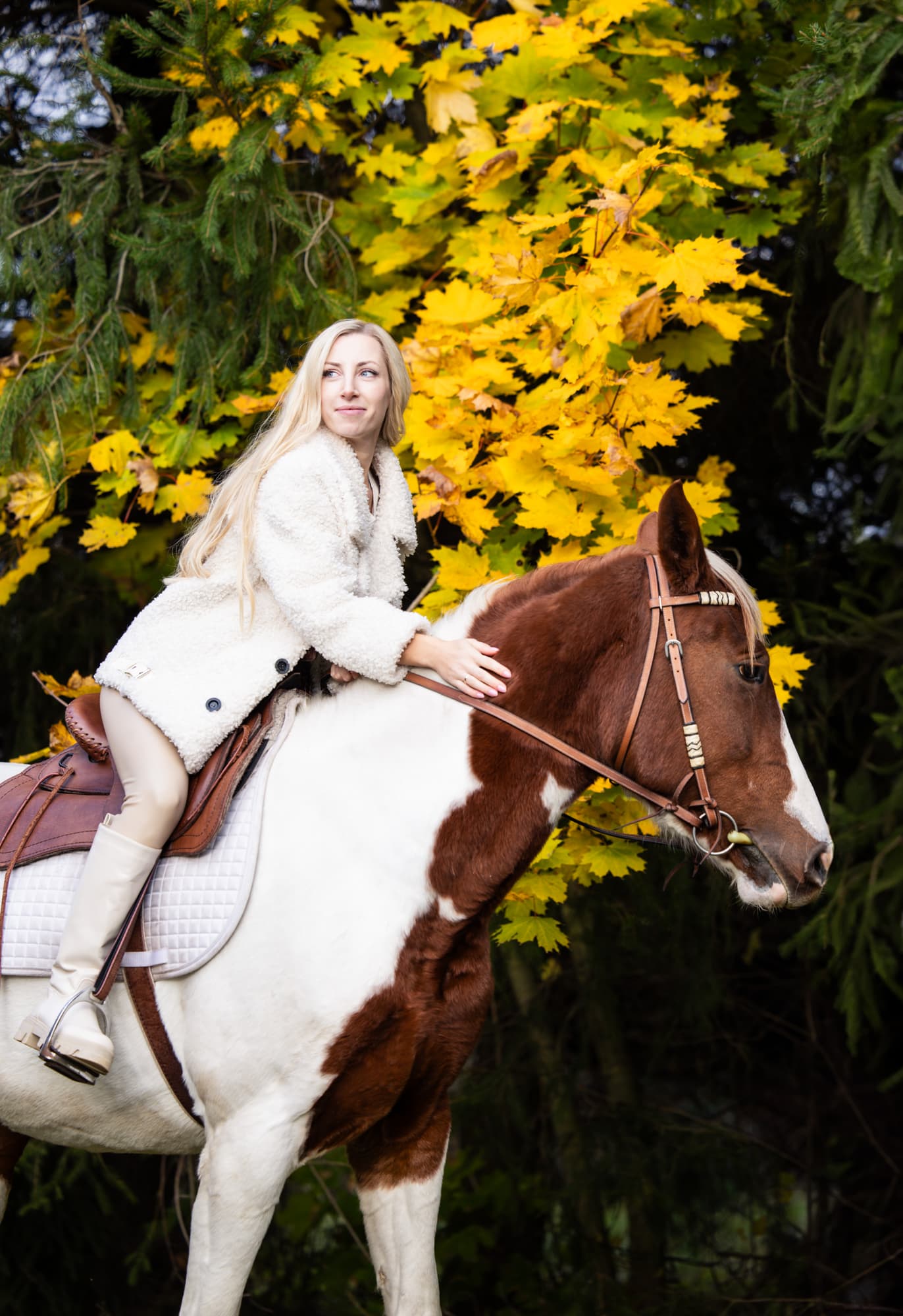 Valeria and Vspyshka · photo 1