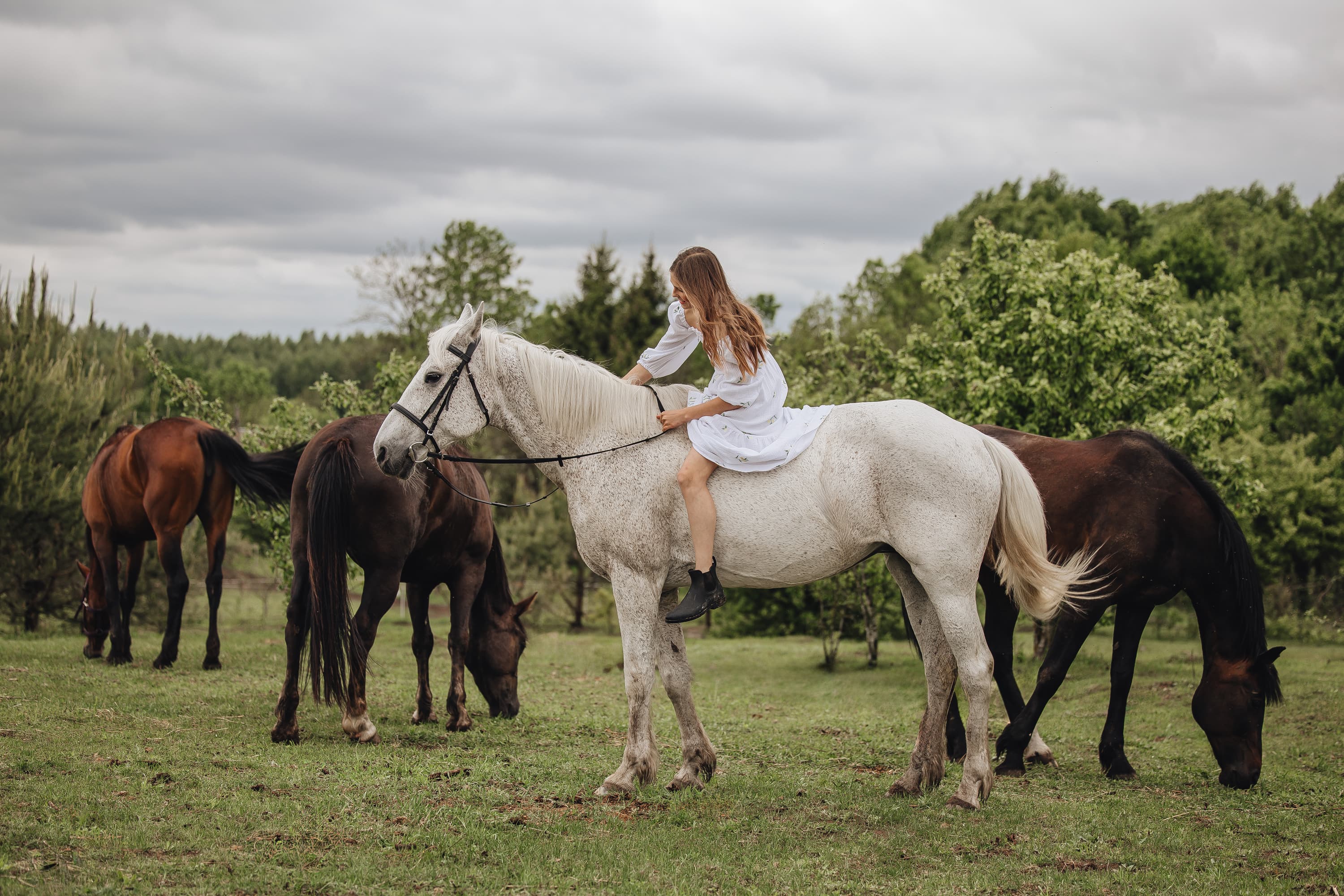 Dominika and Lupina · photo 2