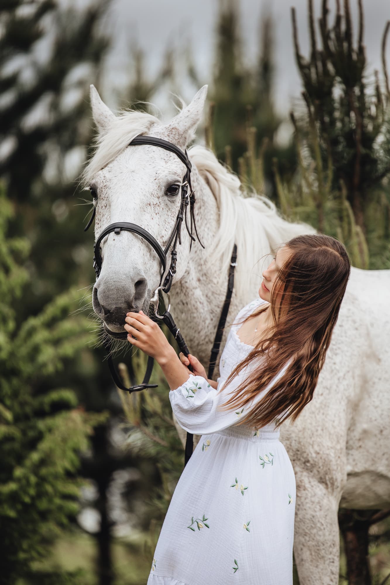 Dominika and Lupina · photo 16