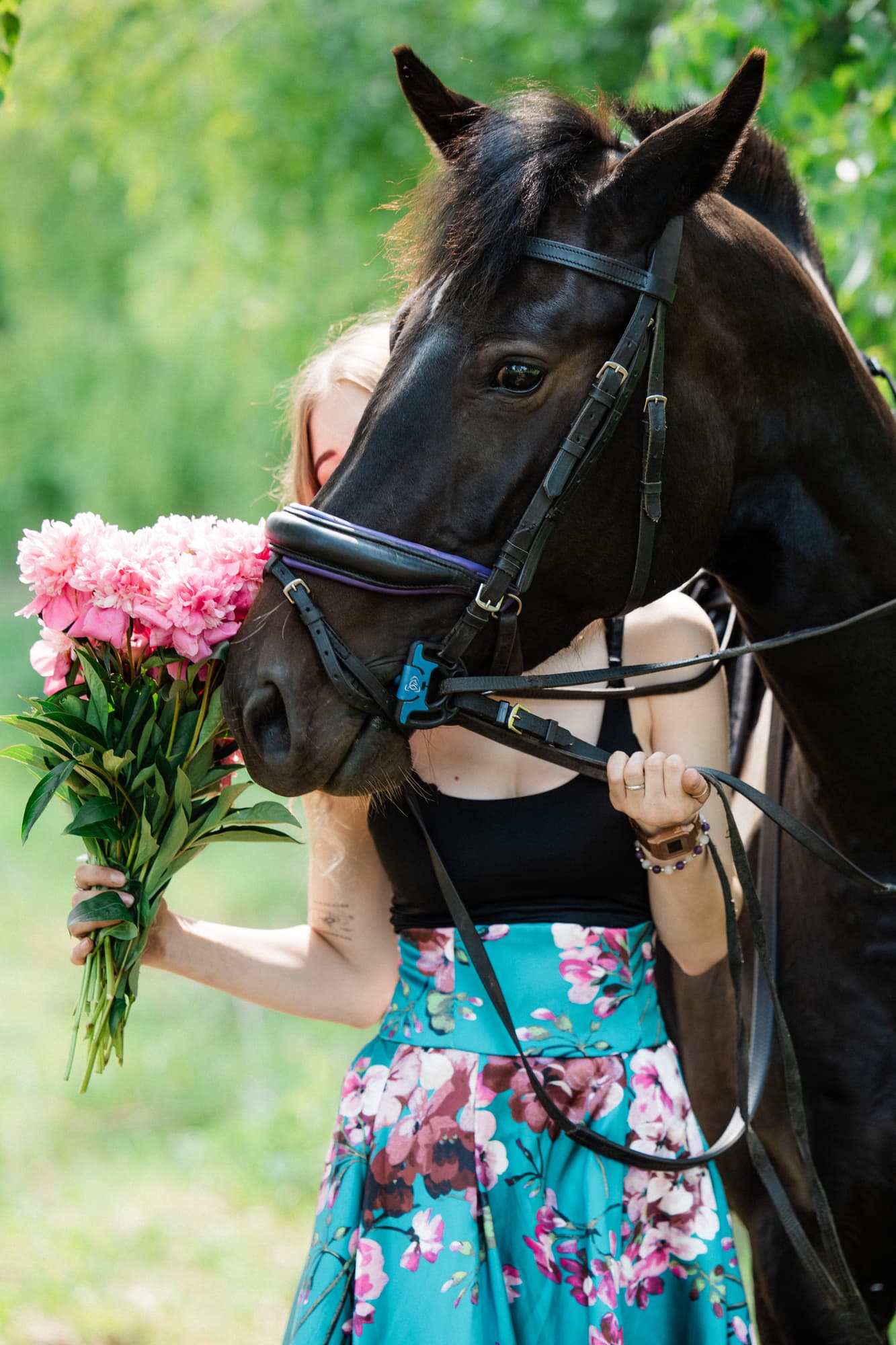 Eva and Osveya · photo 7