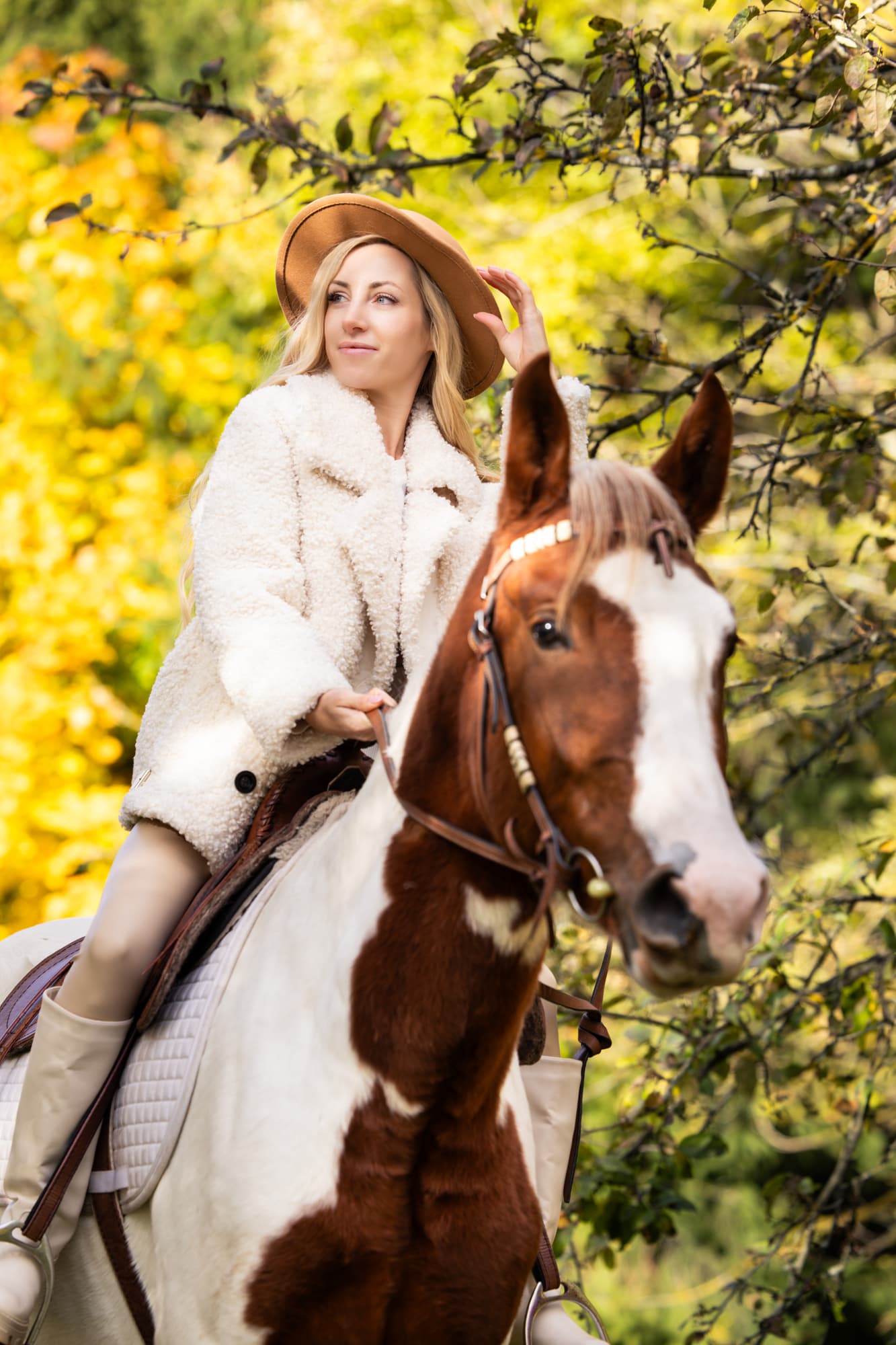 Valeria and Vspyshka · photo 2