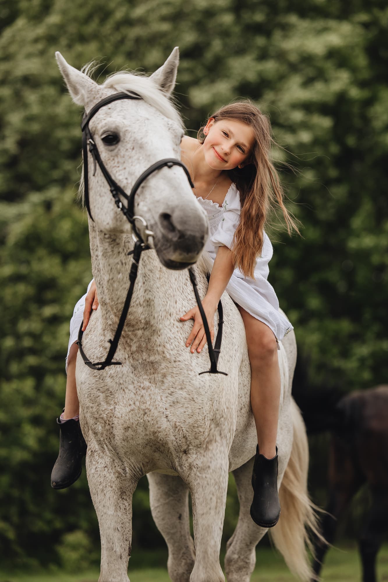 Dominika and Lupina · photo 5