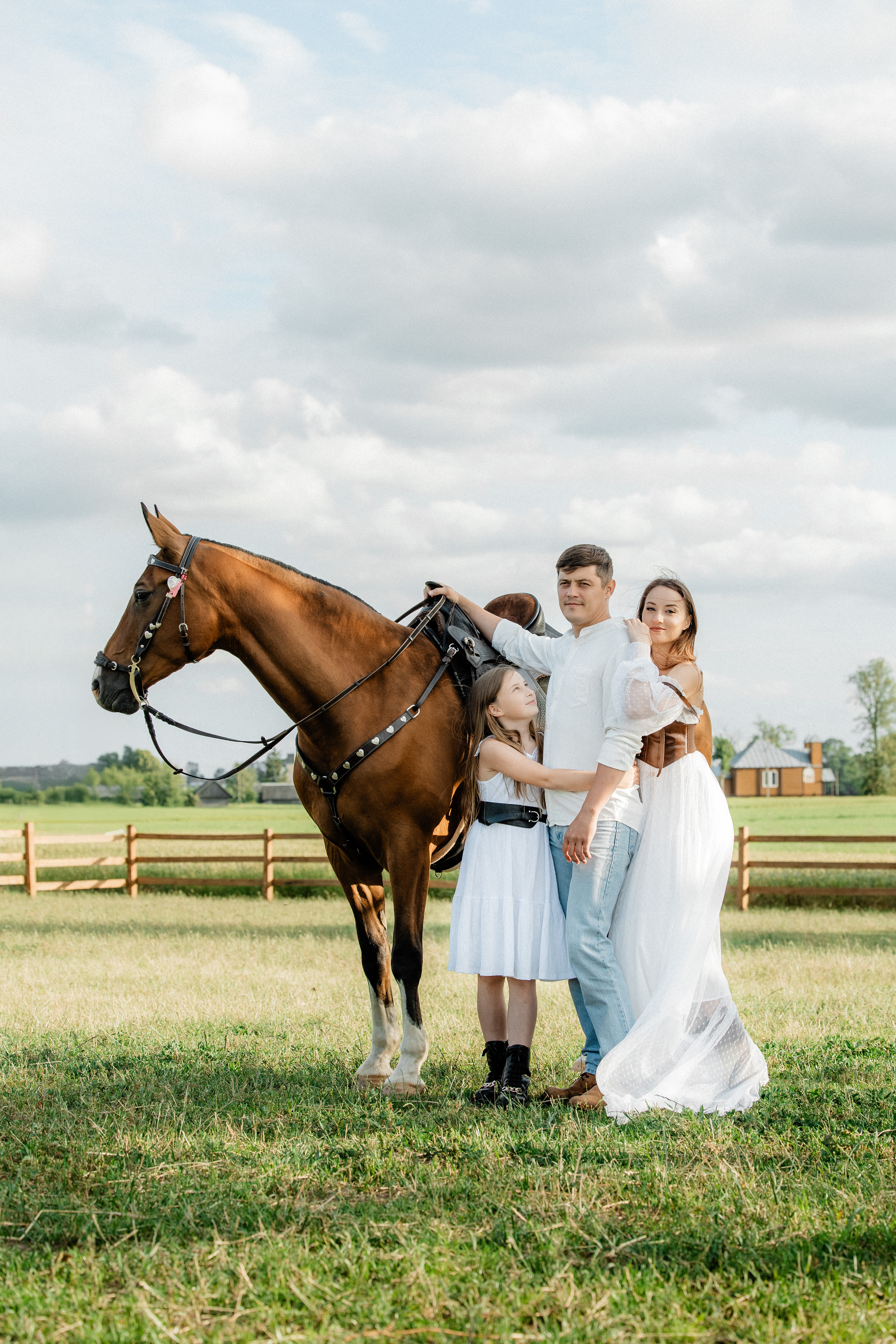 Летний вечер на конюшне · фото 3